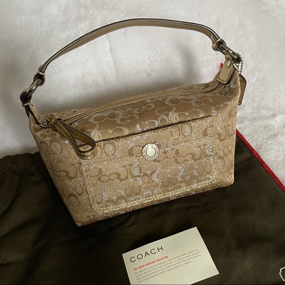 Coach Signature handbag